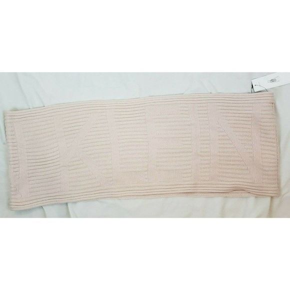 Light Pink Calvin Klein Infinity Scarf Wrap NWT - Picture 3 of 5